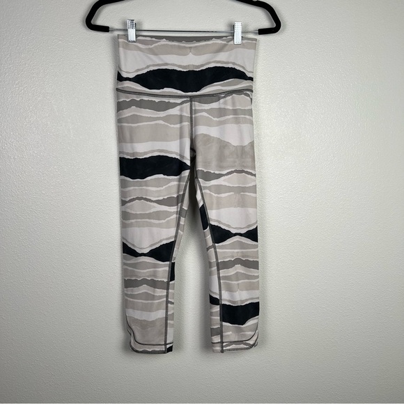 LULULEMON true self crop leggings sz 6‎ - Picture 8 of 10